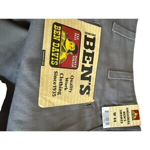 Ben Davis Shorts — Gray — Size 44 — Brand New With Tags (NWT)